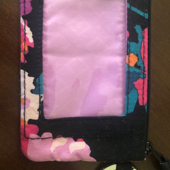 Vera Bradley zip ID lanyard - Picture 5 of 12